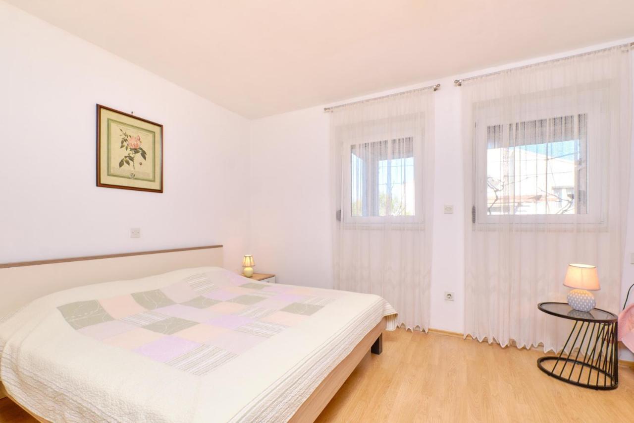 Apartments Vanda Мали-Лошинь Экстерьер фото
