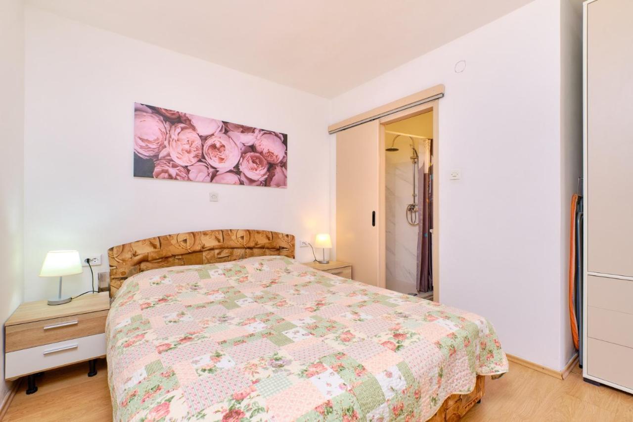 Apartments Vanda Мали-Лошинь Экстерьер фото